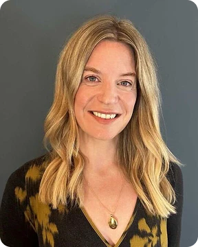 Dr. Angela Wright Expert Asset Portrait